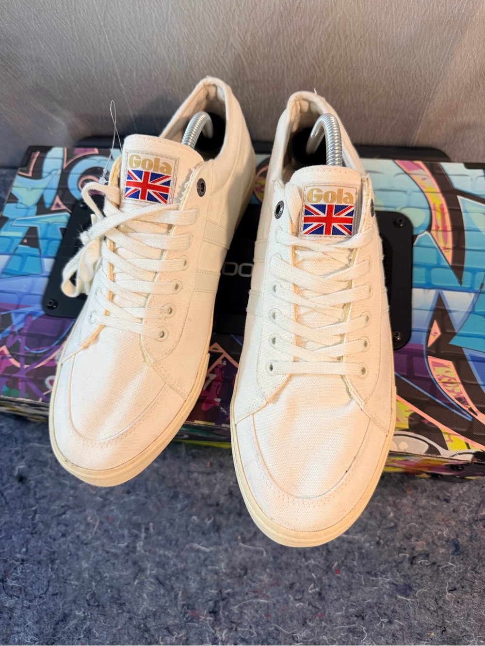 Gola Comet White Canvas Sneakers Men’s Size 10